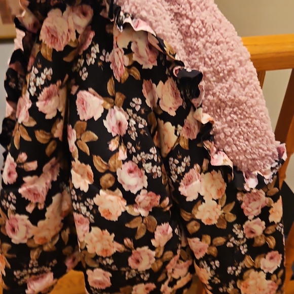 FOR LOVE & LEMONS Hooded Sherpa Lined Puffer Jacket - Picture 5 of 7